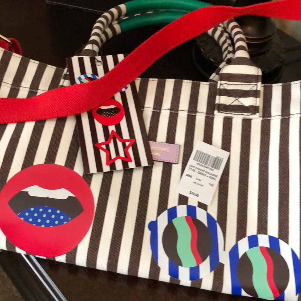 Canvas magazine tote